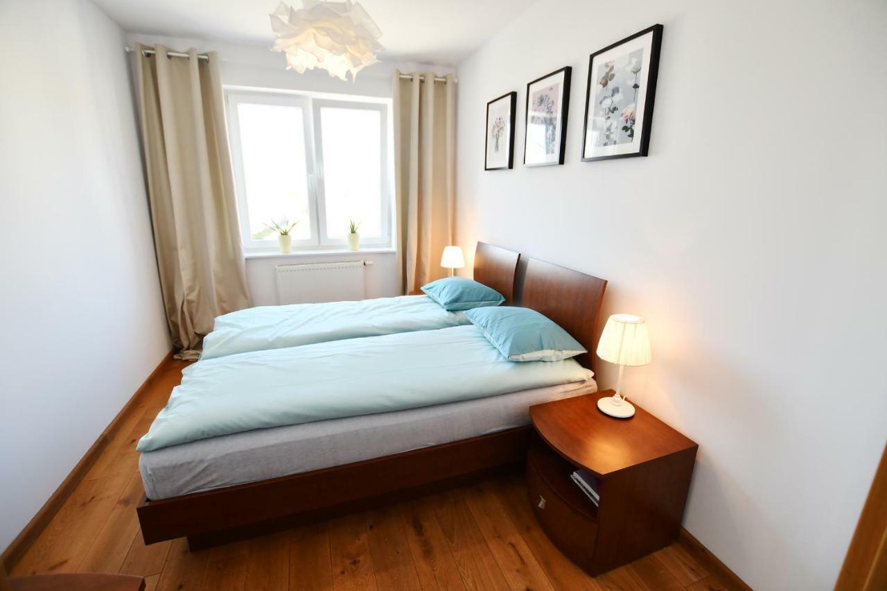 Apartament Navigator-portowa 28 *