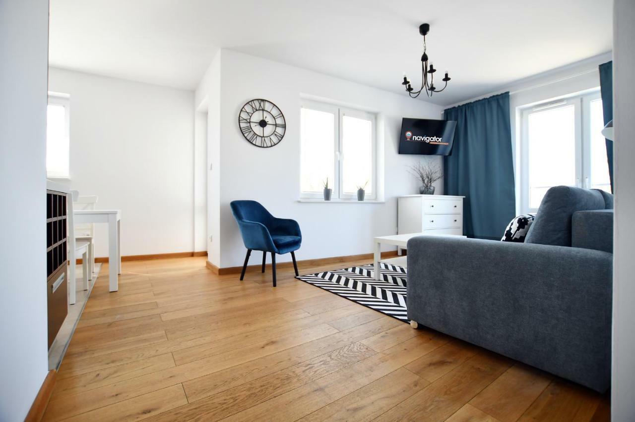 Apartament Navigator-portowa 28 *